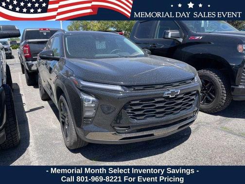Mosaic Black Metallic 2025 Chevrolet Trax FWD ACTIV