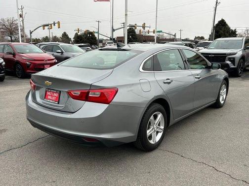 Sterling Gray Metallic 2023 Chevrolet Malibu 1LS