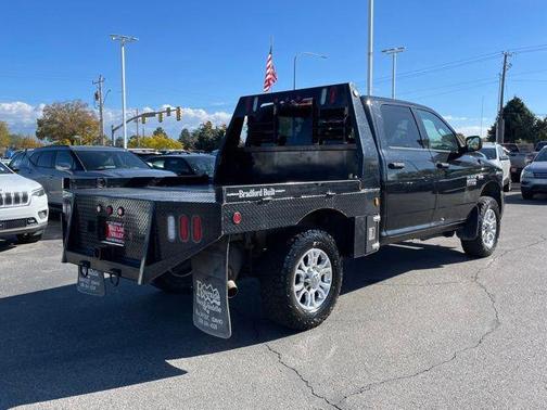 2017 RAM 2500 Tradesman Crew Cab 4x4 6'4' Box