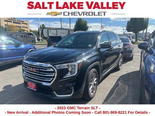 2023 GMC Terrain SLT