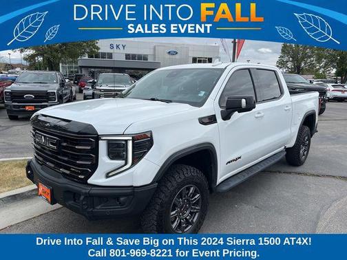 Summit White 2024 GMC Sierra 1500 AT4X