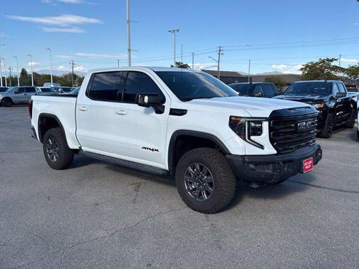 Summit White 2024 GMC Sierra 1500 AT4X