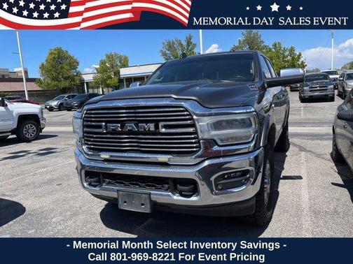 Granite Crystal Metallic Clearcoat 2020 RAM 2500 Laramie Crew Cab 4x4 6'4' Box