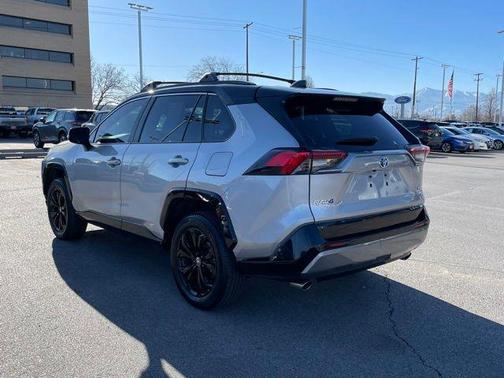 2023 Toyota RAV4 Hybrid SE