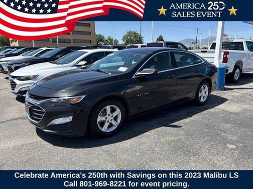 Mosaic Black Metallic 2023 Chevrolet Malibu 1LS
