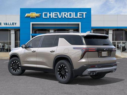 Sandstone Gray 2026 Chevrolet Traverse AWD Z71
