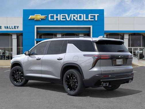 Sterling Gray Metallic 2026 Chevrolet Traverse LT