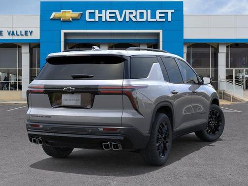 Sterling Gray Metallic 2026 Chevrolet Traverse LT