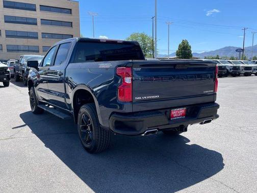 Blue Metallic 2021 Chevrolet Silverado 1500 Custom Trail Boss