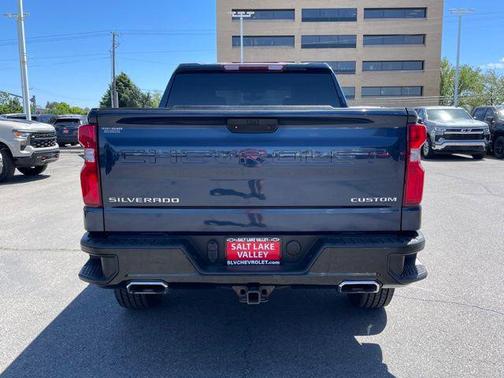 Blue Metallic 2021 Chevrolet Silverado 1500 Custom Trail Boss