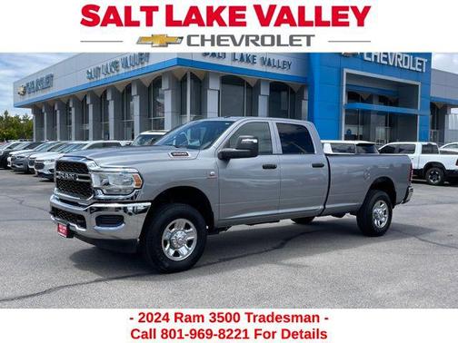2024 RAM 3500 Tradesman Crew Cab 4x4 8' Box