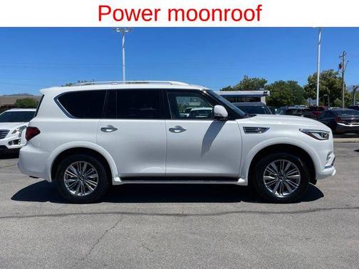 2023 INFINITI QX80 Luxe