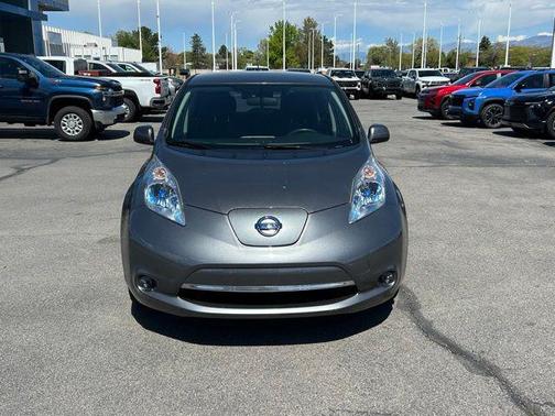 Gun Metallic 2014 Nissan Leaf S