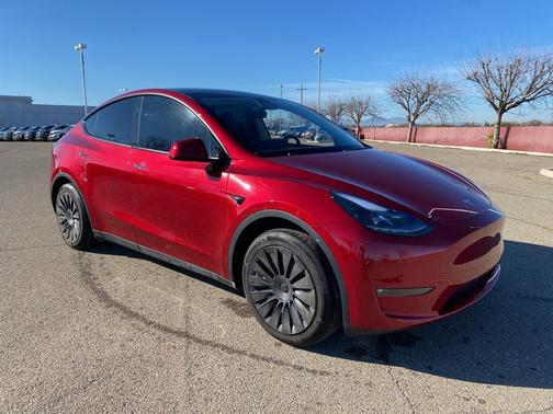 2024 Tesla Model Y Long Range Dual Motor All-Wheel Drive