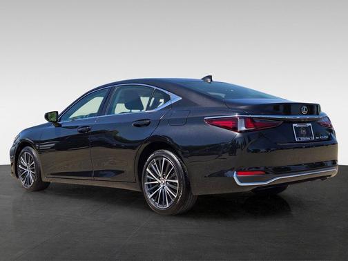 Caviar 2024 Lexus ES 250 Base