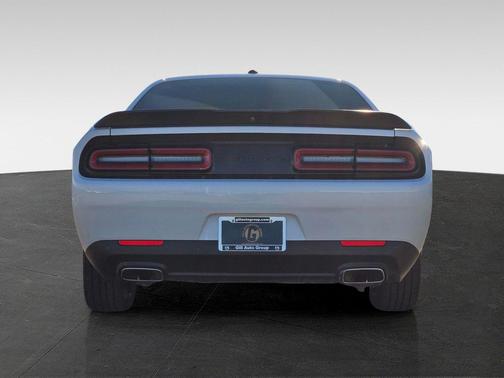 White Knuckle Clearcoat 2022 Dodge Challenger GT