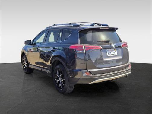 2018 Toyota RAV4 SE