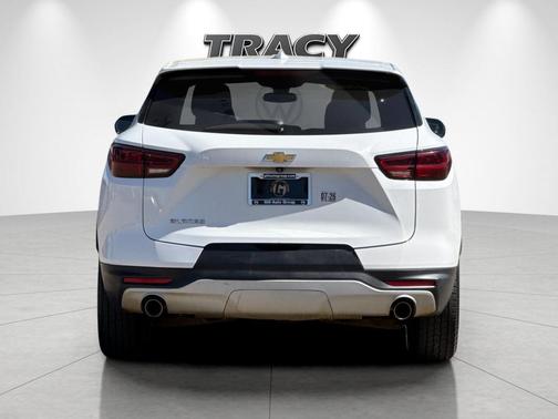 Summit White 2023 Chevrolet Blazer 2LT