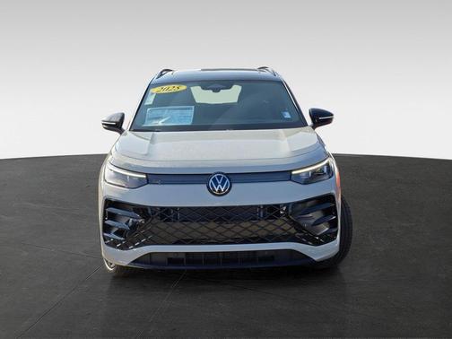 2026 Volkswagen Tiguan 2.0T SE R-Line Black 4MOTION