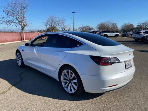 2020 Tesla Model 3 Standard Range Plus