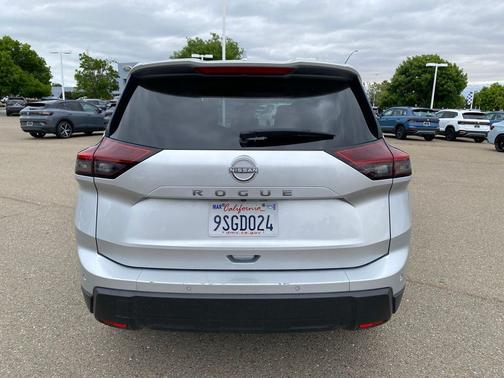 Brilliant Silver Metallic 2025 Nissan Rogue SV