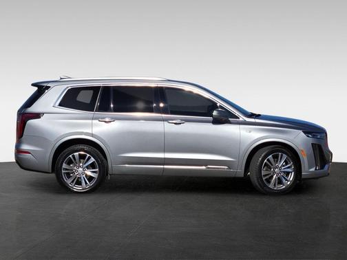 2025 Cadillac XT6 Premium Luxury AWD