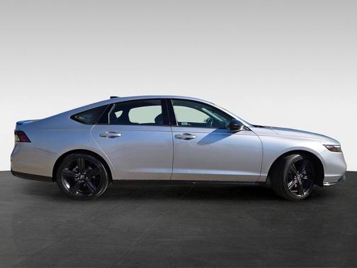 2023 Honda Accord Hybrid Base