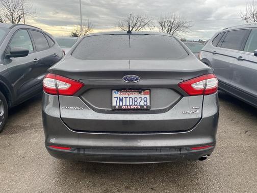 2016 Ford Fusion Hybrid SE