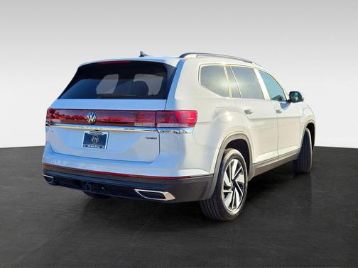 2024 Volkswagen Atlas 2.0T SE w/Technology 4MOTION