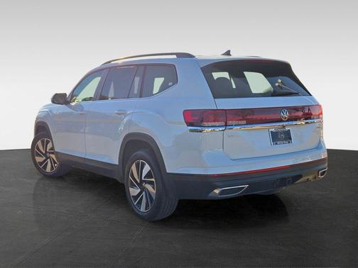 2024 Volkswagen Atlas 2.0T SE w/Technology 4MOTION