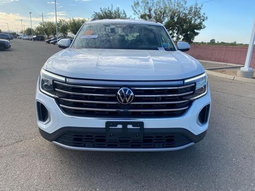 2024 Volkswagen Atlas 2.0T SE w/Technology 4MOTION