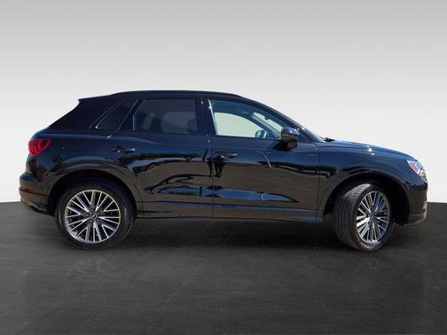 2025 Audi Q3 Premium 40 TFSI quattro Tiptronic