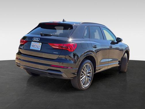 2025 Audi Q3 Premium 40 TFSI quattro Tiptronic