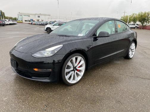 2023 Tesla Model 3 Performance