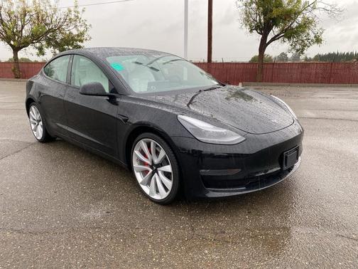 2023 Tesla Model 3 Performance