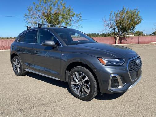 2022 Audi Q5 45 S line Premium Plus