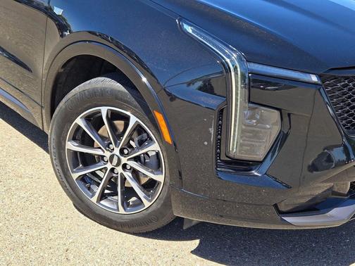 Stellar Black Metallic 2024 Cadillac XT4 Sport