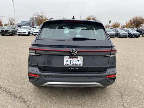 2025 Volkswagen Taos 1.5T S