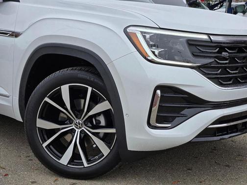 2026 Volkswagen Atlas Cross Sport 2.0T SEL Premium