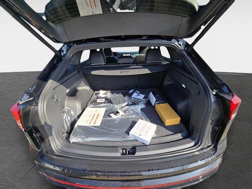 2026 Volkswagen Atlas Cross Sport 2.0T SEL Premium