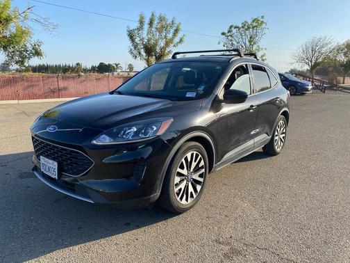2020 Ford Escape SE