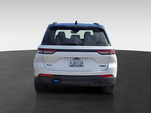 2023 Jeep Grand Cherokee 4xe Trailhawk Carb State Pkg