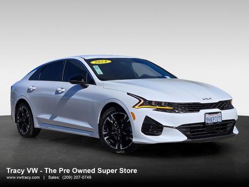 2024 Kia K5 GT-Line