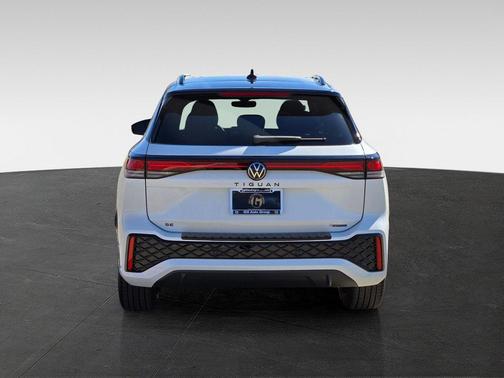 2026 Volkswagen Tiguan 2.0T SE R-Line Black 4MOTION