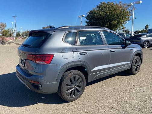 2024 Volkswagen Taos 1.5T S