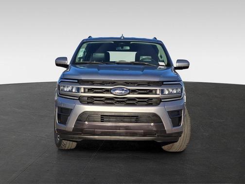 ICONIC SILVER METALLIC 2024 Ford Expedition Max XLT