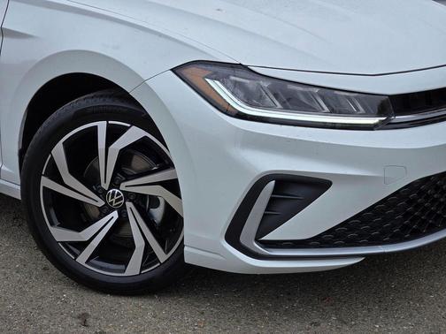 2026 Volkswagen Jetta 1.4T SEL