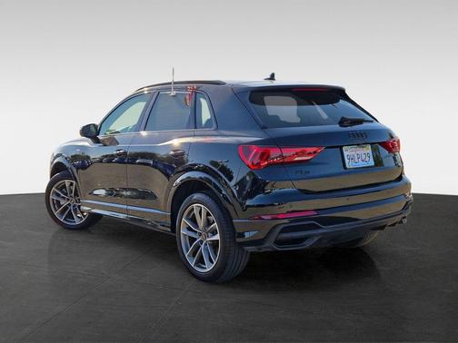2023 Audi Q3 45 S line Premium Plus