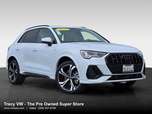 2023 Audi Q3 45 S line Premium Plus