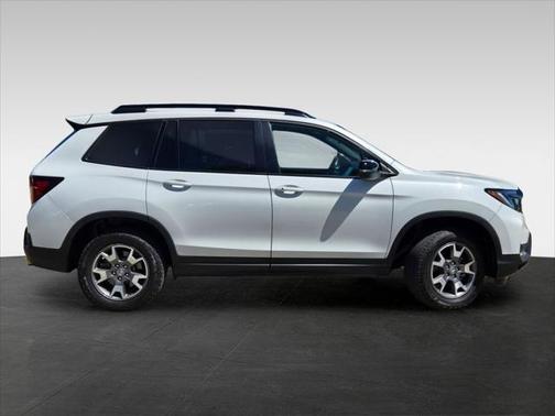2022 Honda Passport AWD TrailSport